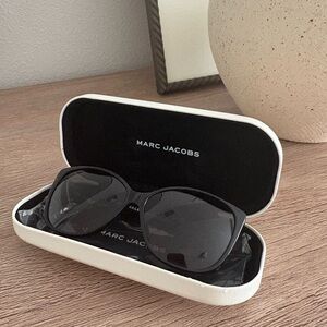 Marc Jacobs Classic Black Sunglasses